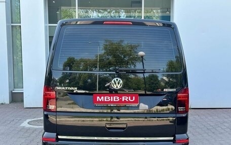 Volkswagen Multivan T6 рестайлинг, 2020 год, 6 199 000 рублей, 4 фотография
