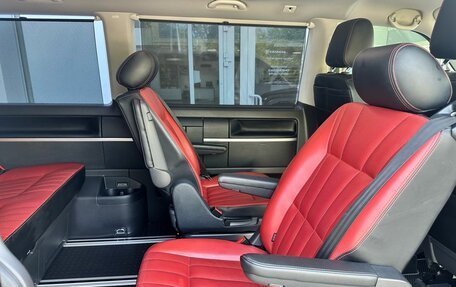 Volkswagen Multivan T6 рестайлинг, 2020 год, 6 199 000 рублей, 10 фотография