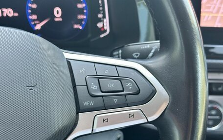 Volkswagen Multivan T6 рестайлинг, 2020 год, 6 199 000 рублей, 20 фотография