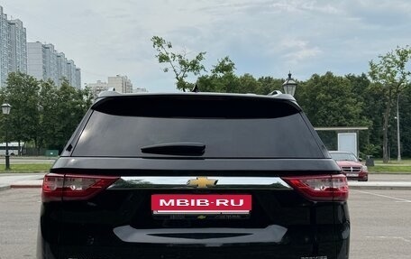 Chevrolet Traverse II, 2021 год, 4 500 000 рублей, 4 фотография