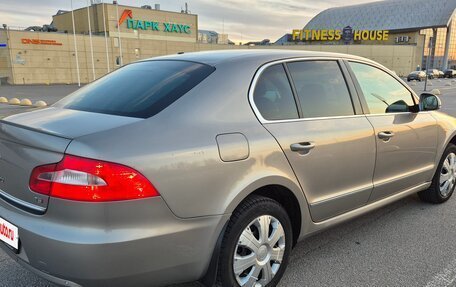 Skoda Superb III рестайлинг, 2013 год, 1 200 000 рублей, 11 фотография