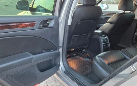 Skoda Superb III рестайлинг, 2013 год, 1 200 000 рублей, 13 фотография