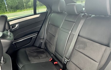 Mercedes-Benz E-Класс, 2015 год, 2 550 000 рублей, 12 фотография
