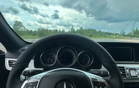 Mercedes-Benz E-Класс, 2015 год, 2 550 000 рублей, 21 фотография