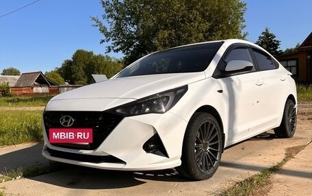 Hyundai Solaris II рестайлинг, 2022 год, 1 600 000 рублей, 5 фотография