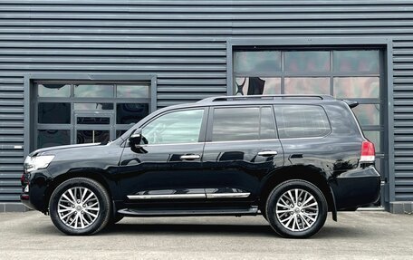 Toyota Land Cruiser 200, 2018 год, 6 930 000 рублей, 2 фотография