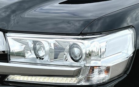 Toyota Land Cruiser 200, 2018 год, 6 930 000 рублей, 9 фотография