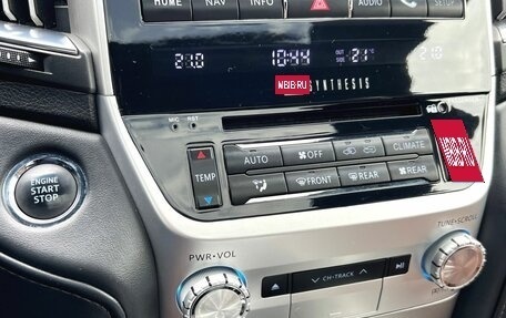 Toyota Land Cruiser 200, 2018 год, 6 930 000 рублей, 28 фотография