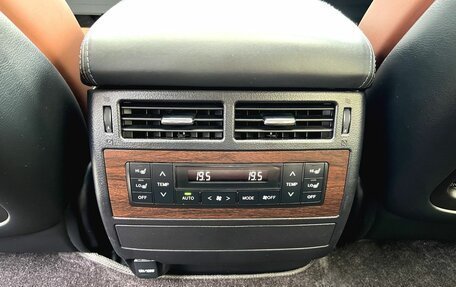 Toyota Land Cruiser 200, 2018 год, 6 930 000 рублей, 36 фотография