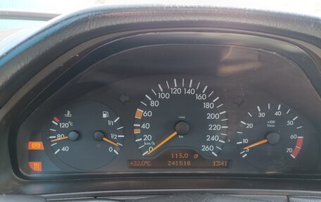 Mercedes-Benz E-Класс, 1998 год, 470 000 рублей, 10 фотография