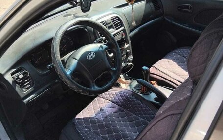 Hyundai Sonata IV рестайлинг, 2004 год, 260 000 рублей, 5 фотография