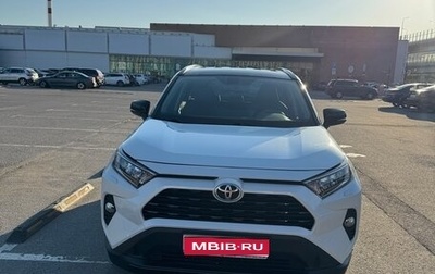 Toyota RAV4, 2022 год, 3 800 000 рублей, 1 фотография