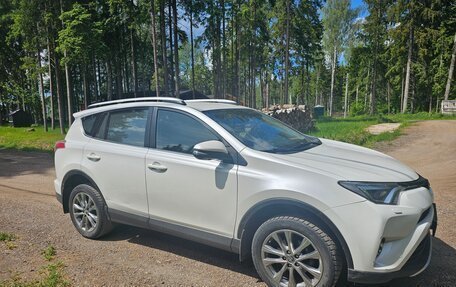 Toyota RAV4, 2015 год, 2 222 222 рублей, 2 фотография