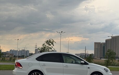 Volkswagen Polo VI (EU Market), 2017 год, 1 580 000 рублей, 3 фотография