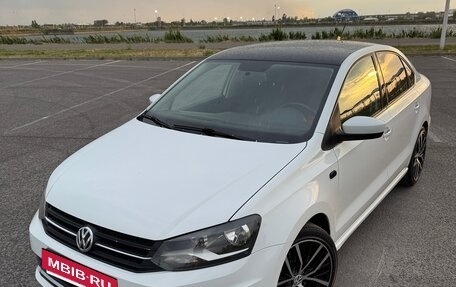 Volkswagen Polo VI (EU Market), 2017 год, 1 580 000 рублей, 2 фотография