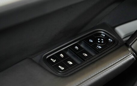 Porsche Cayenne III, 2023 год, 15 350 000 рублей, 9 фотография