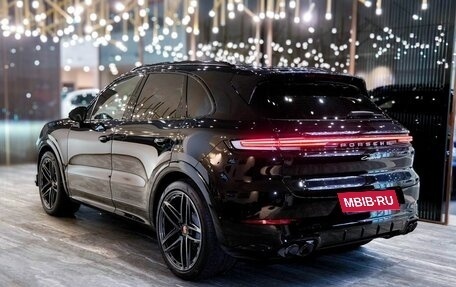 Porsche Cayenne III, 2023 год, 15 350 000 рублей, 6 фотография