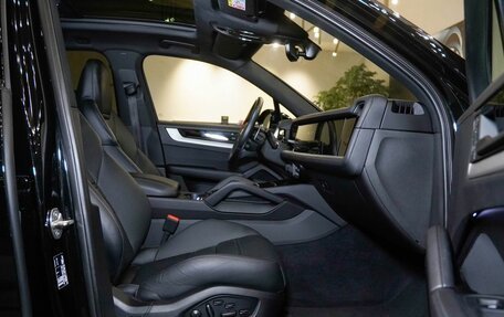 Porsche Cayenne III, 2023 год, 15 350 000 рублей, 33 фотография