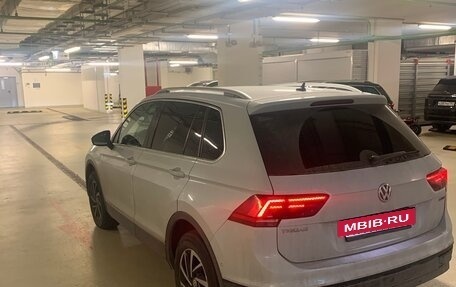 Volkswagen Tiguan II, 2018 год, 2 100 000 рублей, 6 фотография