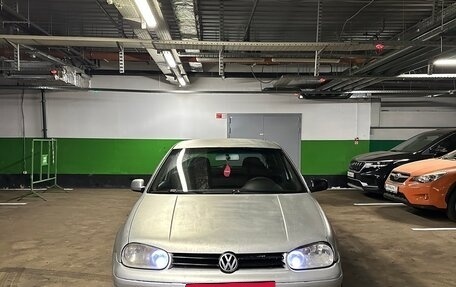 Volkswagen Golf IV, 2002 год, 350 000 рублей, 2 фотография