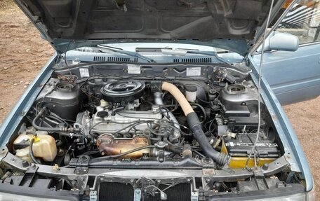 Mazda 626, 1988 год, 440 000 рублей, 12 фотография