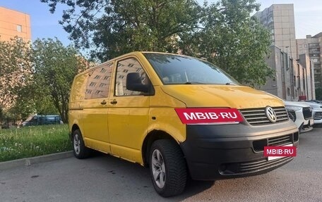 Volkswagen Transporter T5 рестайлинг, 2006 год, 720 000 рублей, 4 фотография