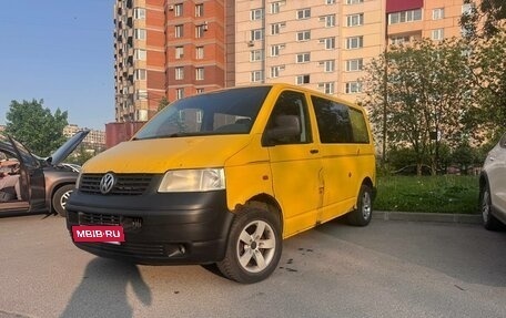 Volkswagen Transporter T5 рестайлинг, 2006 год, 720 000 рублей, 2 фотография