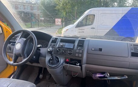 Volkswagen Transporter T5 рестайлинг, 2006 год, 720 000 рублей, 9 фотография