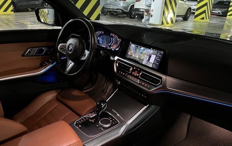 BMW 3 серия, 2021 год, 3 990 000 рублей, 16 фотография