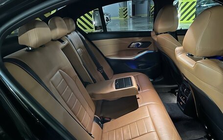 BMW 3 серия, 2021 год, 3 990 000 рублей, 26 фотография
