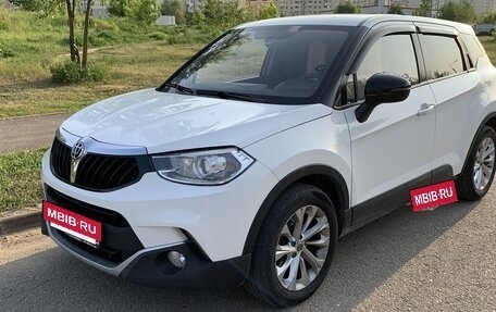 Brilliance V3 I рестайлинг, 2019 год, 900 000 рублей, 10 фотография