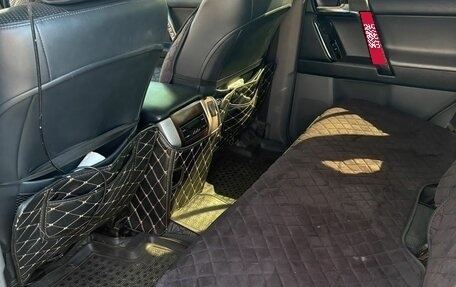 Toyota Land Cruiser Prado 150 рестайлинг 2, 2011 год, 2 750 000 рублей, 1 фотография