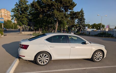 Skoda Superb III рестайлинг, 2015 год, 2 000 000 рублей, 1 фотография