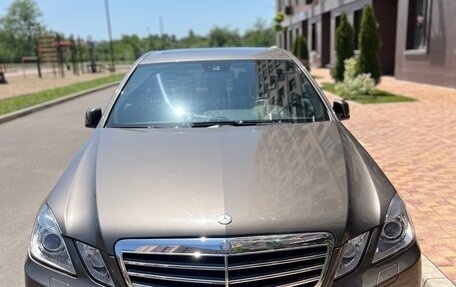 Mercedes-Benz E-Класс, 2011 год, 2 050 000 рублей, 2 фотография