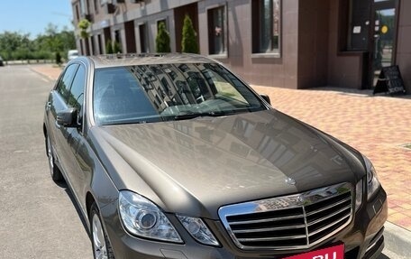 Mercedes-Benz E-Класс, 2011 год, 2 050 000 рублей, 4 фотография