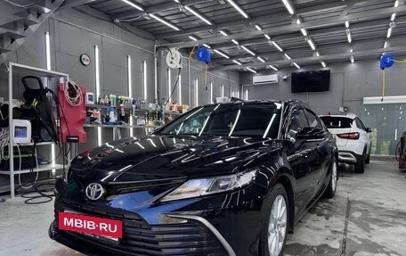 Toyota Camry, 2021 год, 3 200 000 рублей, 9 фотография