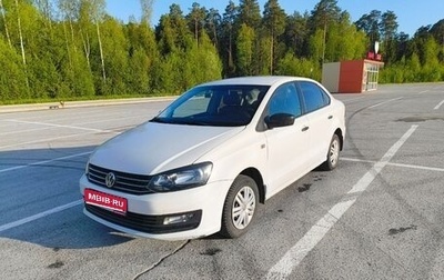 Volkswagen Polo VI (EU Market), 2015 год, 670 000 рублей, 1 фотография