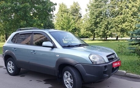 Hyundai Tucson III, 2008 год, 884 000 рублей, 1 фотография