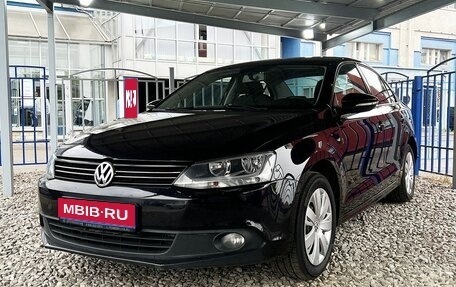 Volkswagen Jetta VI, 2011 год, 949 000 рублей, 1 фотография