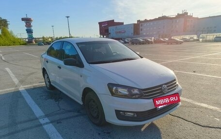 Volkswagen Polo VI (EU Market), 2015 год, 670 000 рублей, 2 фотография