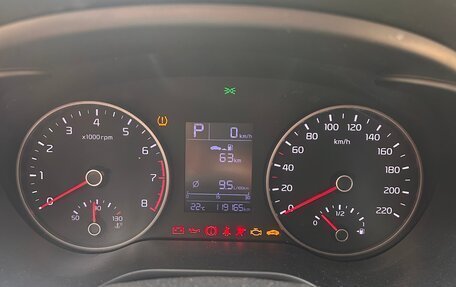 KIA Rio IV, 2018 год, 999 000 рублей, 10 фотография