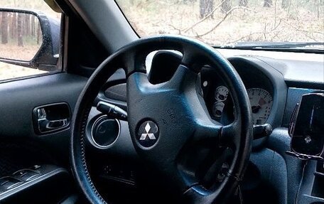Mitsubishi Outlander III рестайлинг 3, 2006 год, 880 000 рублей, 8 фотография
