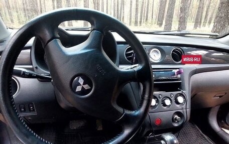 Mitsubishi Outlander III рестайлинг 3, 2006 год, 880 000 рублей, 14 фотография