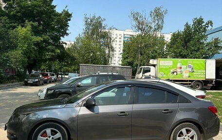 Chevrolet Cruze II, 2010 год, 690 000 рублей, 2 фотография