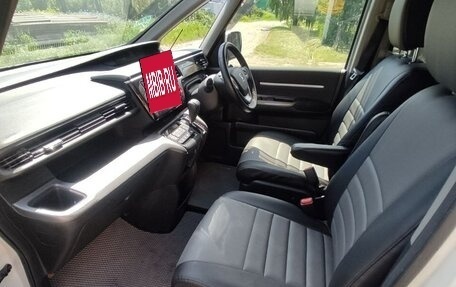 Honda Stepwgn IV, 2015 год, 2 100 000 рублей, 4 фотография
