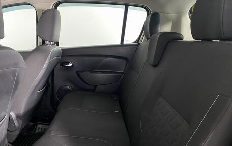Renault Sandero II рестайлинг, 2016 год, 970 000 рублей, 14 фотография
