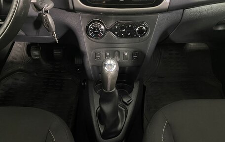 Renault Sandero II рестайлинг, 2016 год, 970 000 рублей, 17 фотография