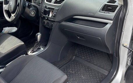 Suzuki Swift IV, 2011 год, 930 000 рублей, 10 фотография