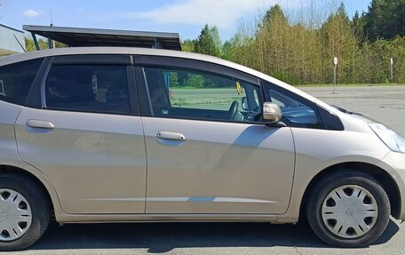 Honda Fit III, 2009 год, 650 000 рублей, 7 фотография