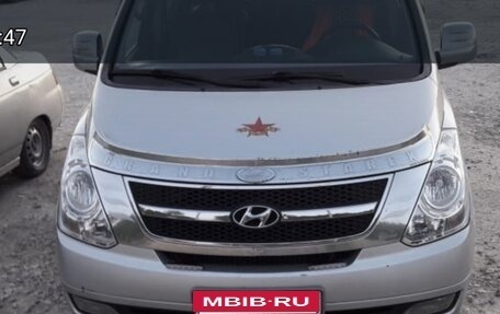 Hyundai Grand Starex Grand Starex I рестайлинг 2, 2010 год, 1 650 000 рублей, 3 фотография
